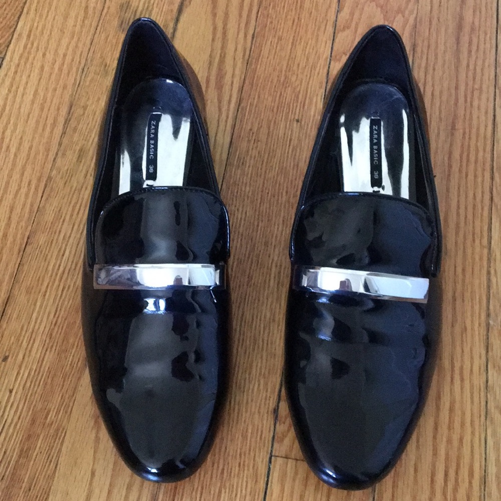Zara Black Patent Loafers With Silver Bar Design